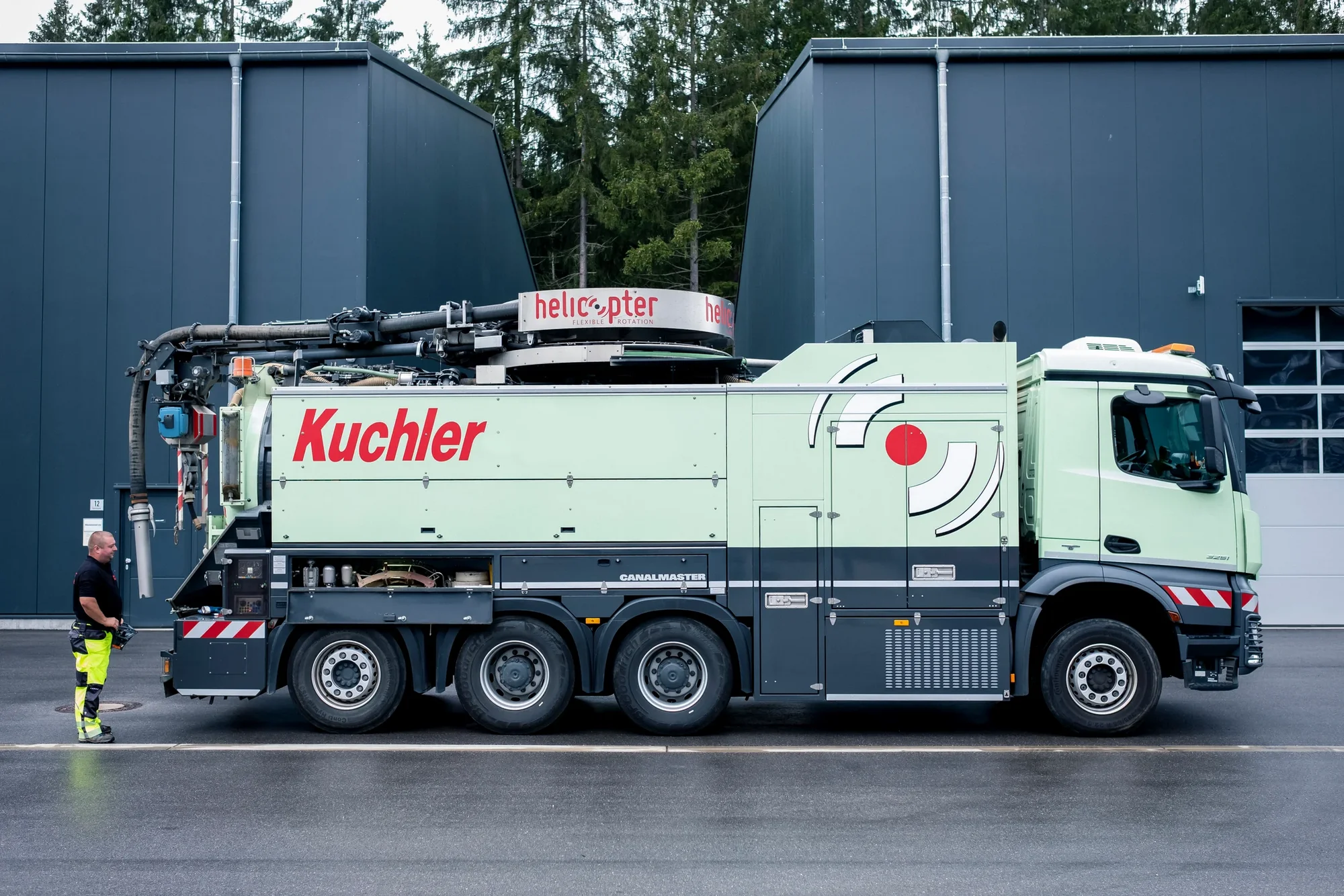 Kanalreinigung Weiherhammer an Entwässerungsleitung